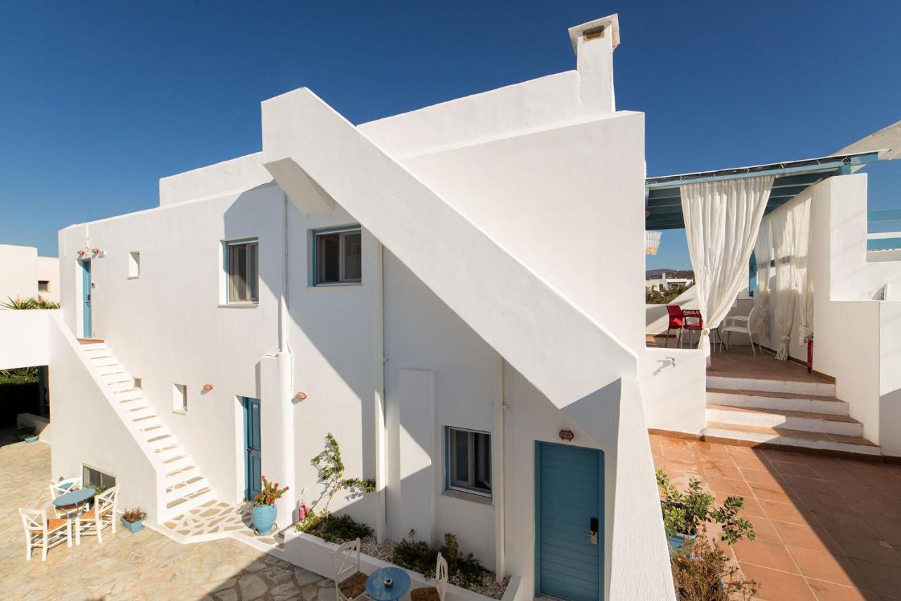 Fivos Apartments Aliki  Bagian luar foto